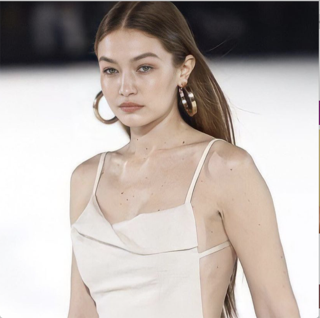 Gigi Hadid regresa a las pasarelas después de convertirse en mamá