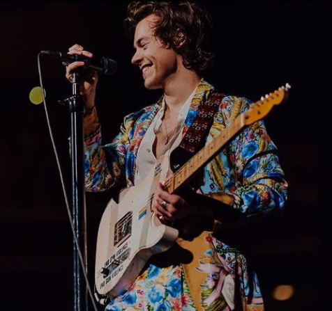 Harry Styles protagoniza la nueva campaña publicitaria de Gucci